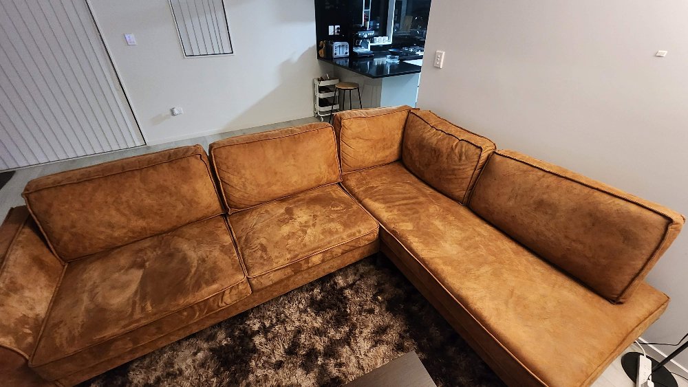 House move listing